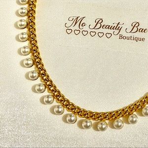Gold Pearl Necklace